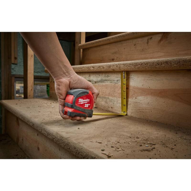 Milwaukee 8 m/26 pies. Medida de cinta compacta - 48-22-6626