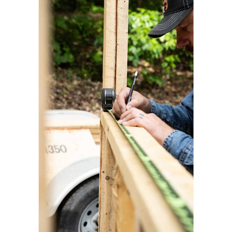 Cinta métrica de doble cara Crescent Lufkin 1-3/16 in. x 25 ft. Shockforce Nite Eye G1 - L1125B-02
