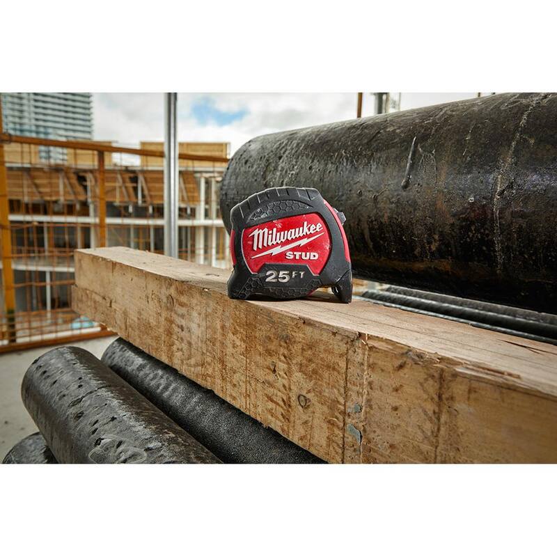 Milwaukee 25 pies x 1.3 pulgadas Gen II STUD Cinta Métrica con alcance de 17 pies (paquete de 2) - 48-22-9725x2