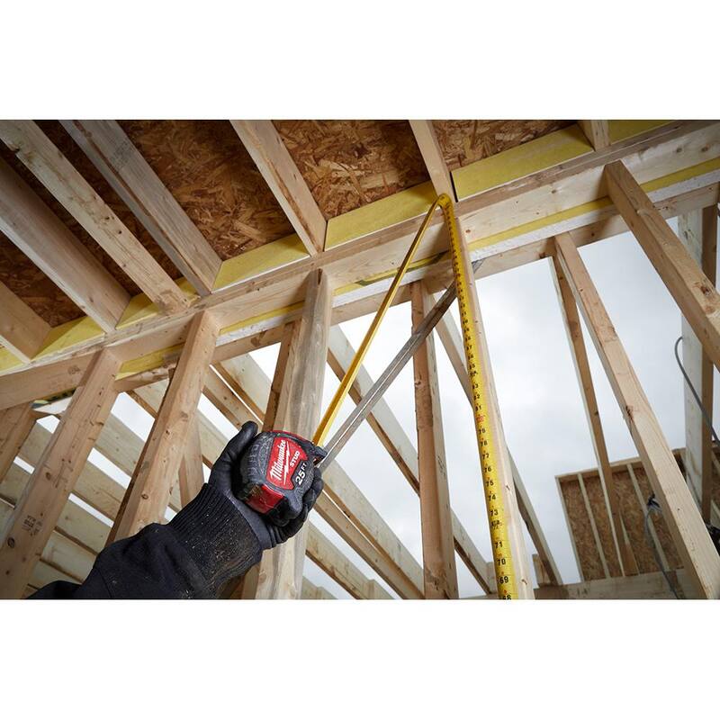Milwaukee 25 ft. x 1.3 in. Gen II STUD Cinta métrica con juego de cuchillas Fastback (paquete de 2) - 48-22-9725-48-22-1503