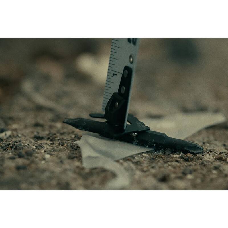 Cinta métrica magnética de la serie Elite SPEC OPS de 35 pies, hoja de doble cara de 1 1/4 pulgadas, 12 pies de distancia de extensión - SPEC-PTM35M