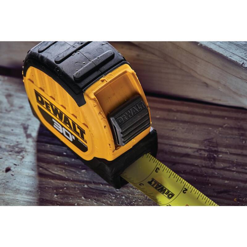 Cinta métrica DEWALT de 30 pies x 1-1/8 pulgadas - DWHT36109S