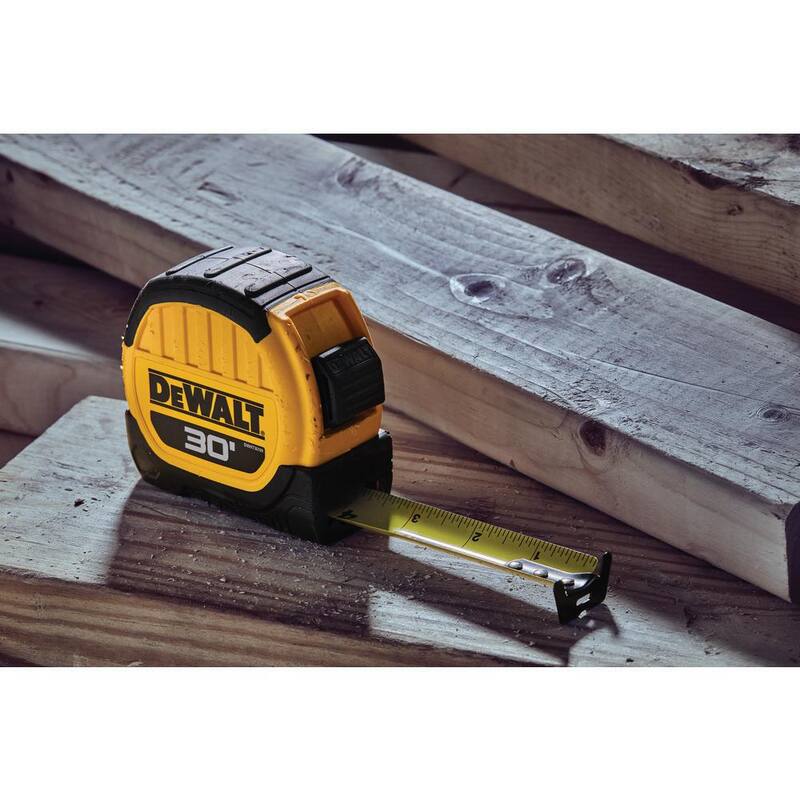 Cinta métrica DEWALT de 30 pies x 1-1/8 pulgadas - DWHT36109S