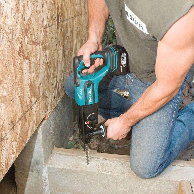 Rotomartillo inalámbrico SDS-Plus de concreto/mampostería Makita 18V LXT de 7/8 pulgadas con batería de iones de litio (Sólo la Herramienta) - XRH03Z.