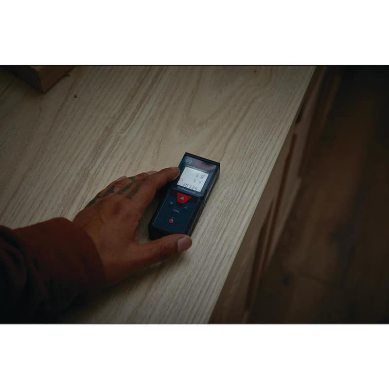 Herramienta de medición láser Bosch BLAZE 165 ft. con cinta métrica, área y volumen - GLM165-40