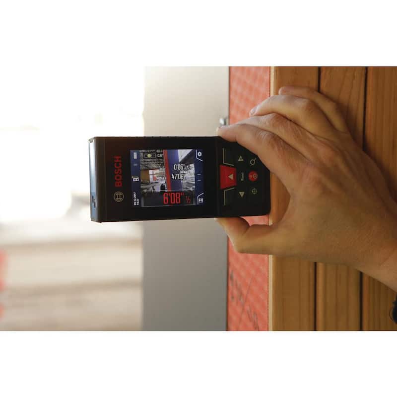 Herramienta de medición con cinta láser para exteriores Bosch BLAZE 400 ft. con Bluetooth y visor de cámara - GLM400C