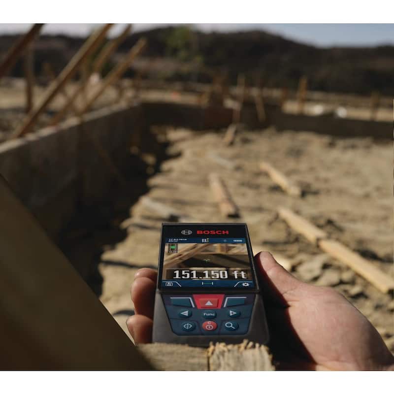 Herramienta de medición con cinta láser para exteriores Bosch BLAZE 400 ft. con Bluetooth y visor de cámara - GLM400C