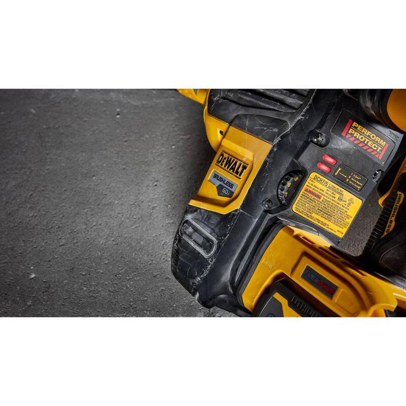 Martillo rotativo SDS MAX inalámbrico sin escobillas DEWALT 60V FLEXVOLT de 2 pulgadas, kit con (2) baterías de 9.0Ah, cargador y estuche - DCH775X2