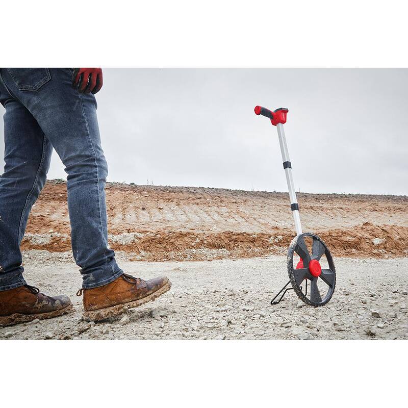 Rueda medidora digital de 12 pulgadas de Milwaukee con cinta métrica de bloqueo automático compacta de 25 pies - 48-22-5112-48-22-6825