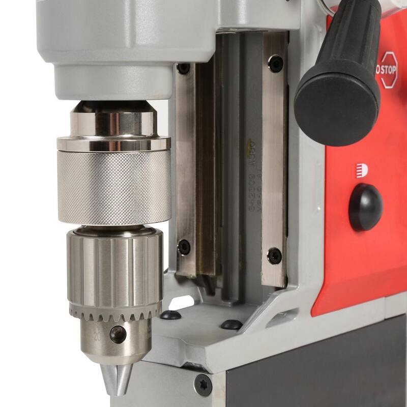 Equipo de Taladro Magnético Milwaukee de 13 Amperes y 1-5/8 pulgadas - Kit 4274-21