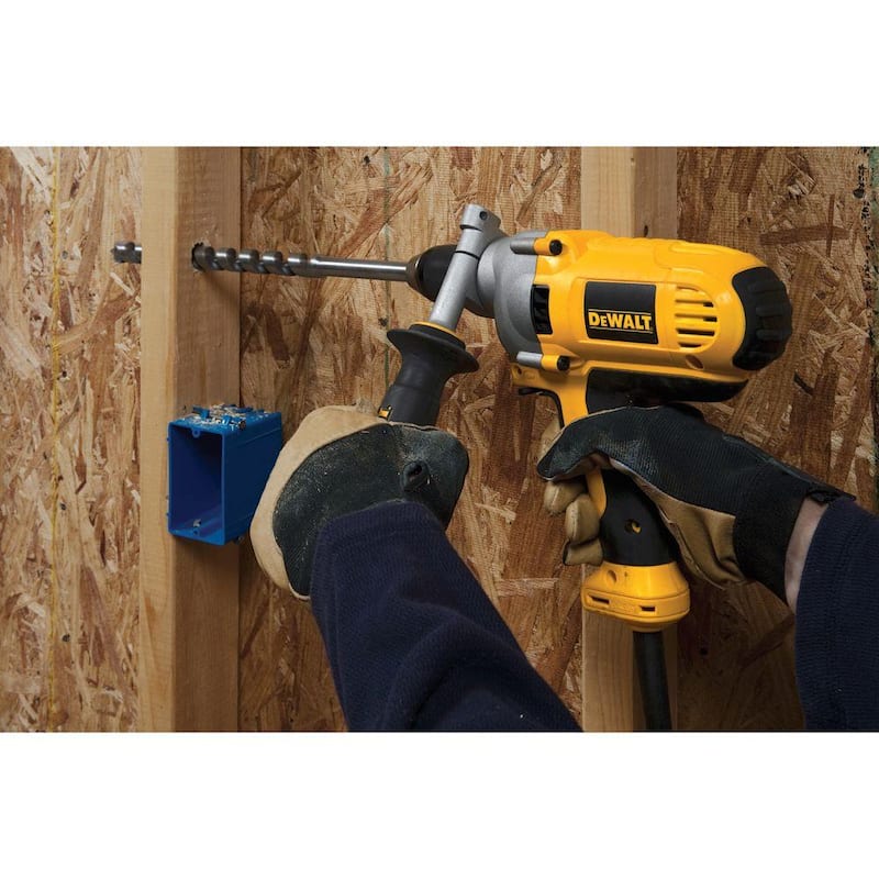 DEWALT Taladro con mango medio de velocidad variable y reversa de 1/2 pulg. (13 mm) con portabrocas sin llave - DWD215G