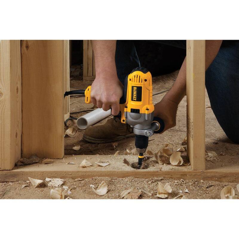 DEWALT Taladro con mango medio de velocidad variable y reversa de 1/2 pulg. (13 mm) con portabrocas sin llave - DWD215G