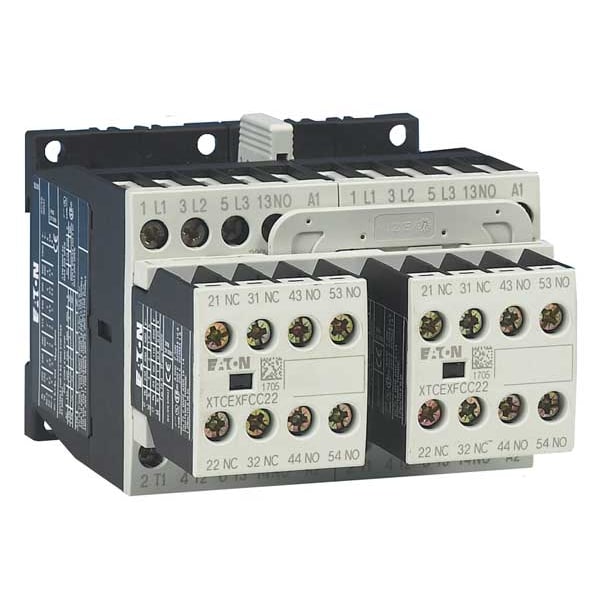 Contactador magnético IEC de Eaton, 3 polos, 120 V CA, 7 A, Reversión: Sí - XTCR007B21A