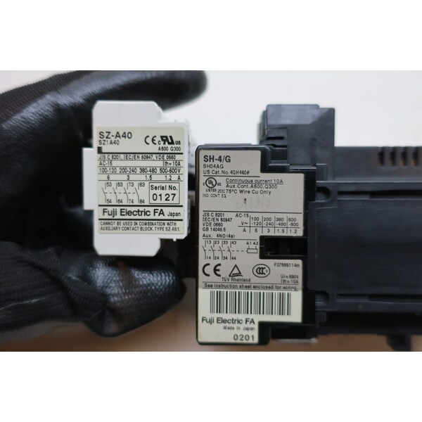 Contactor de otros amperios 24V-CD 10A de Fuji Electric - 4GH440M