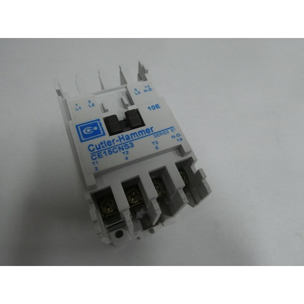 Eaton Cutler-Hammer 24V-AC 12A AMP 7-1/2HP AC CONTACTOR - CE15CNS3

Contactor de CA de 24V-AC, 12A, 7-1/2HP - CE15CNS3 de Eaton Cutler-Hammer