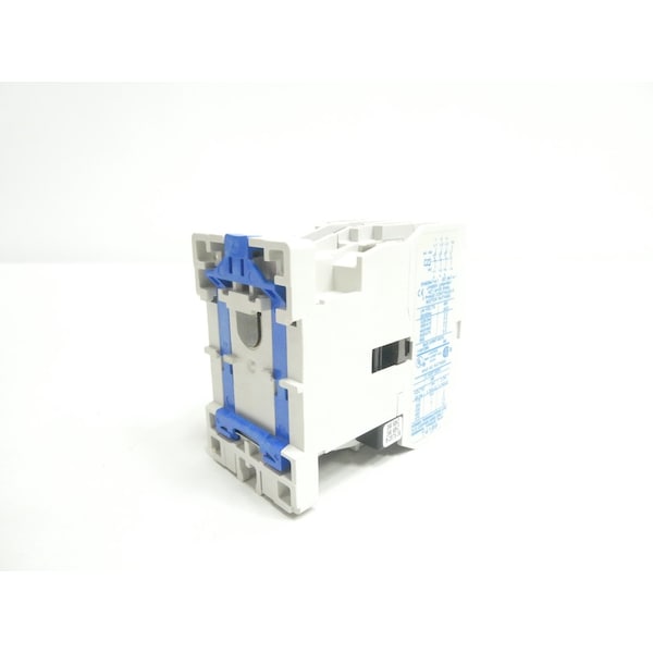 Eaton Cutler-Hammer 24V-AC 12A AMP 7-1/2HP AC CONTACTOR - CE15CNS3

Contactor de CA de 24V-AC, 12A, 7-1/2HP - CE15CNS3 de Eaton Cutler-Hammer