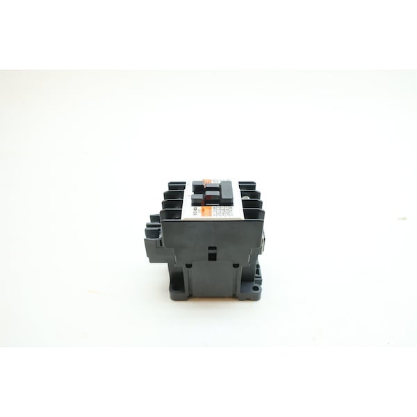 Interruptor magnético de 4 a 6 amperes de voltaje completo de 24 V-DC de arranque a plena tensión - SW-03/2E de Fuji Electric