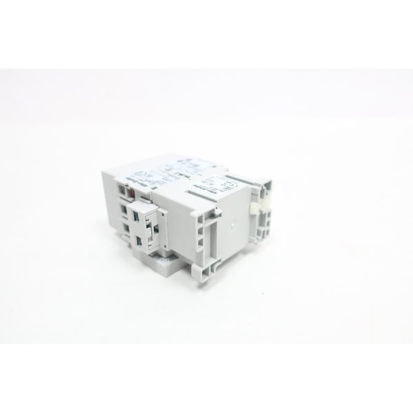 Allen Bradley 24VDC 55A Amp 20Hp Ac Contactor, 100SC30EJ14C - 100S-C30EJ14C

Contacto de CA Allen Bradley de 24VDC 55A 20Hp, 100SC30EJ14C - 100S-C30EJ14C