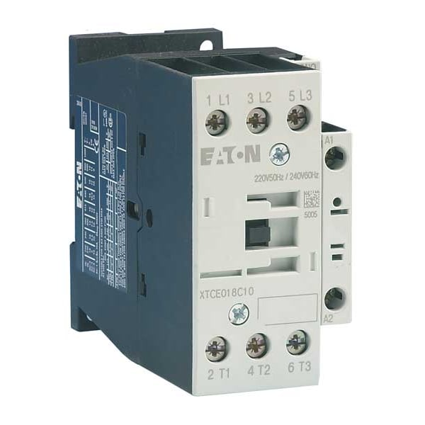 Contactador magnético IEC de Eaton, 3 polos, 24 V CC, 32 A, Reversión: No - XTCE032C10TD