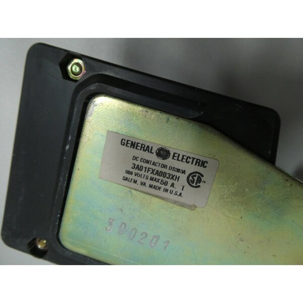 Contactor de corriente continua de 115/120V-Dc y 50A - DS303A 3A01FXA003XH