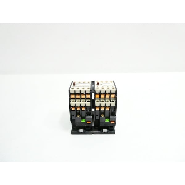 Contactador inversor tamaño 0 de 5HP, 110V-AC - 3TD 1117-0B