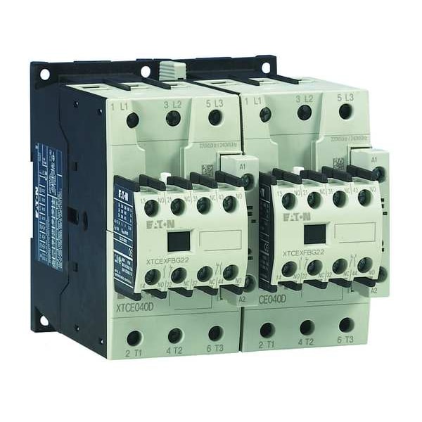 Contactador Magnético IEC de Eaton, 3 Polos, 120 V AC, 50 A, Reversible: Sí - XTCR050D11A