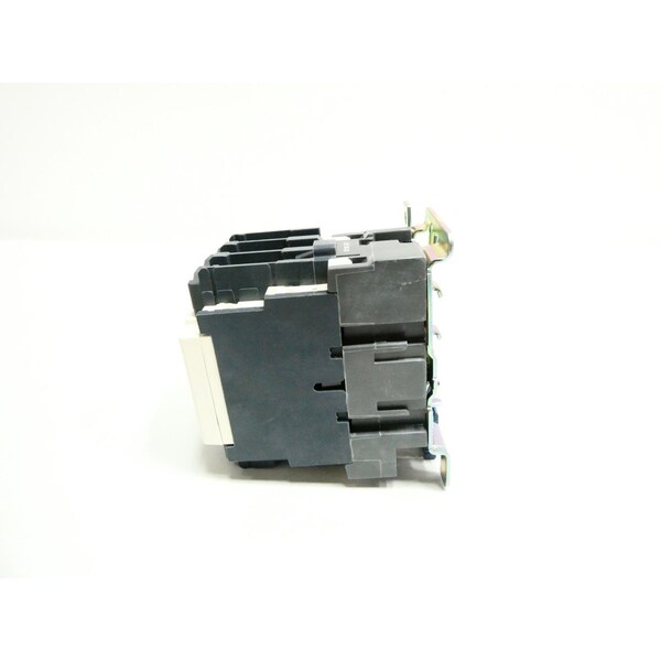 Contactor de CA Schneider Electric 120V-AC 80A 50HP - LC1D65G7