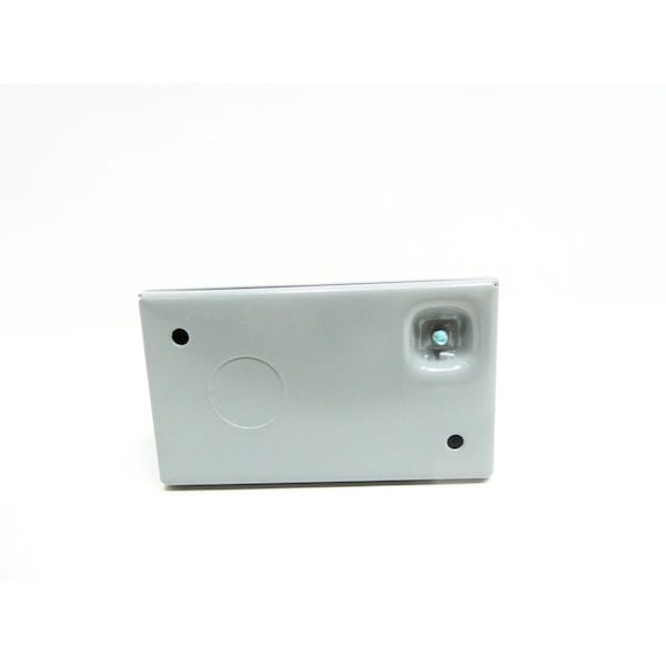 Arrancador manual Allen Bradley de 1HP 230V-CD/277V-CA - 600-TAX5