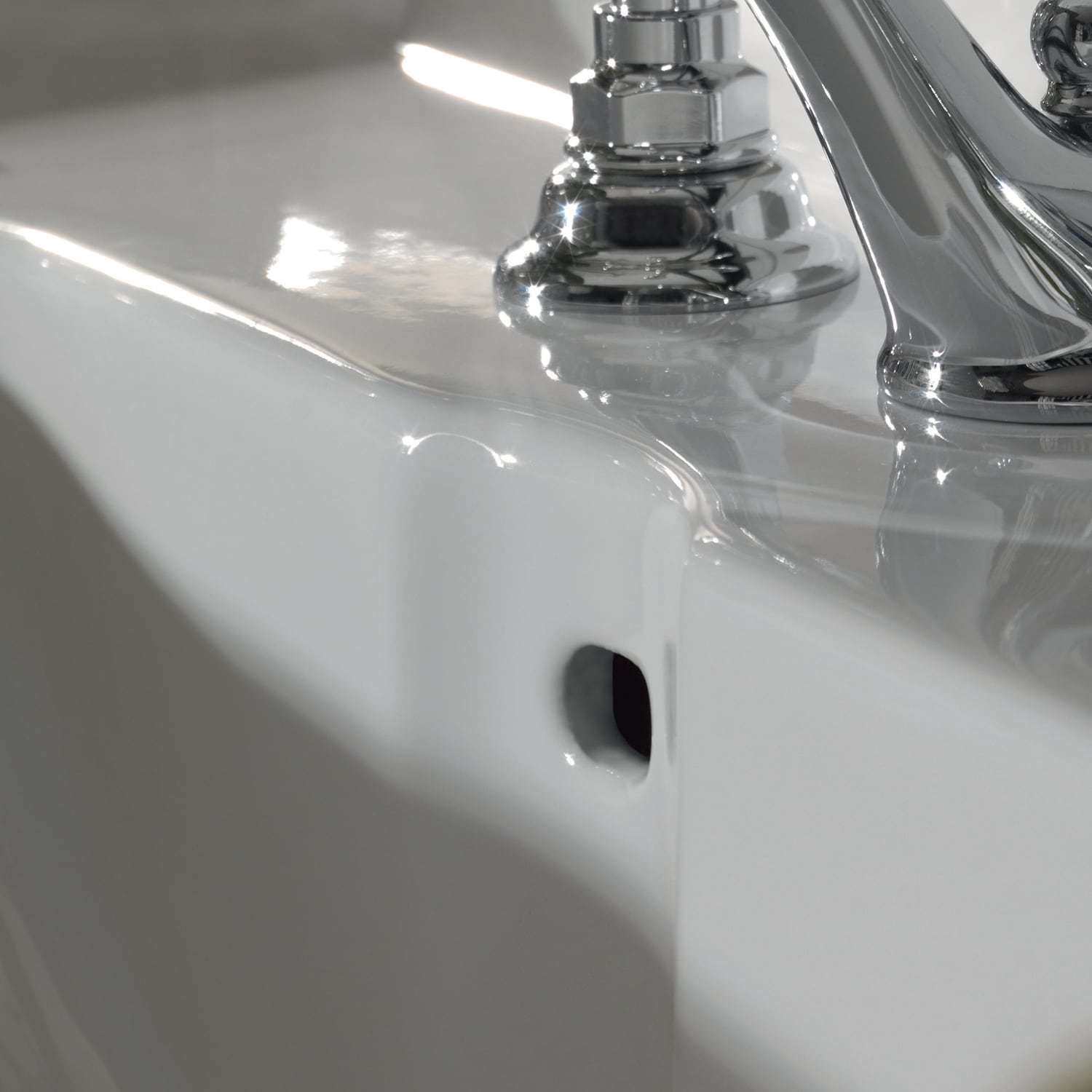 Colecciones de Baño WS Bath Collections Heritage WSBC Combo de Lavabo de Pedestal de Cerámica Blanca Moderna de Fireclay (21.7 pulgadas x 18.3 pulgadas x 33.8 pulgadas) - HERITAGEWSBC45.01+70