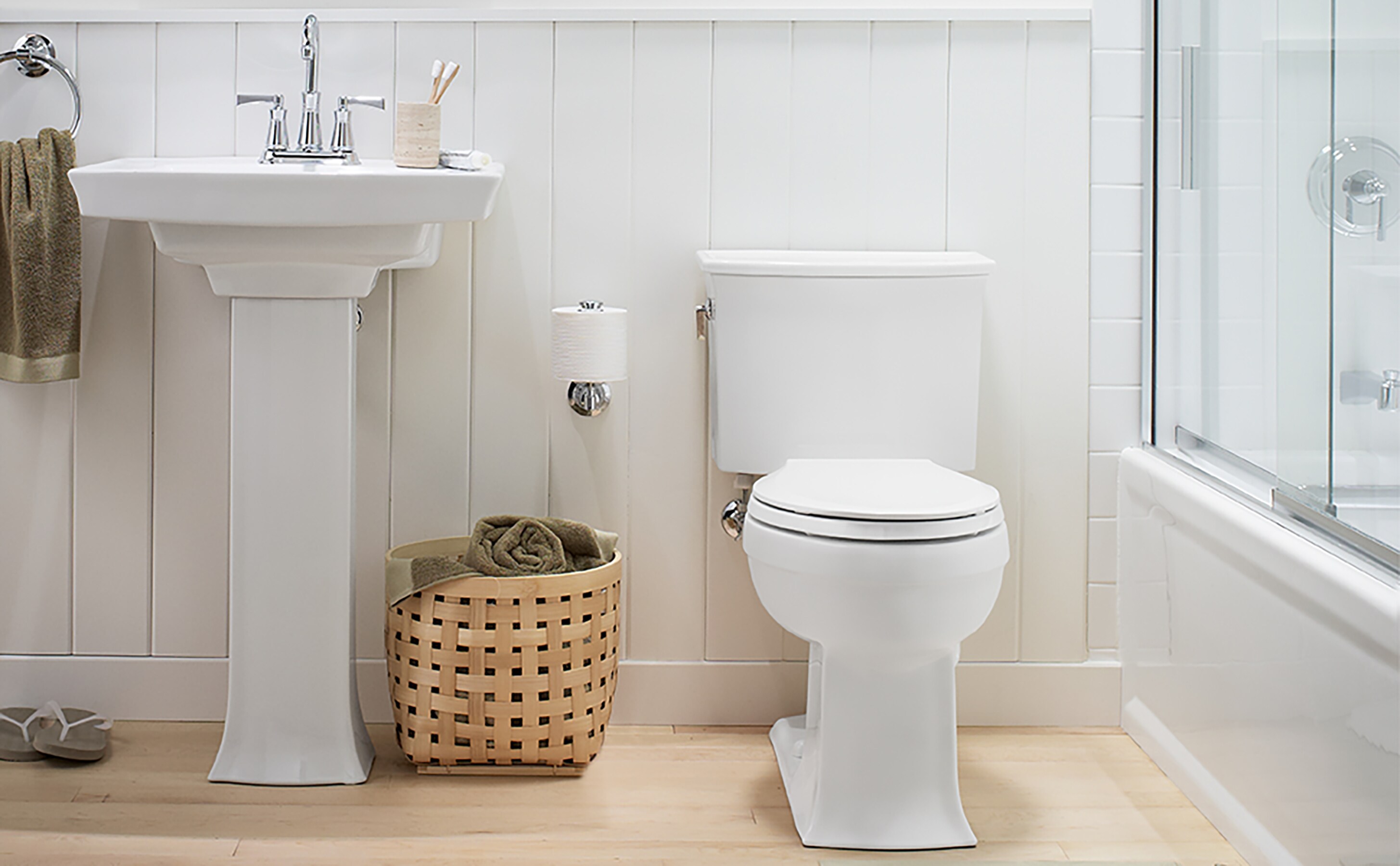Base de lavabo de pedestal blanco de porcelana vitrificada Archer de KOHLER (27.75 pulgadas x 13.4 pulgadas x 27.75 pulgadas) - 2357-0