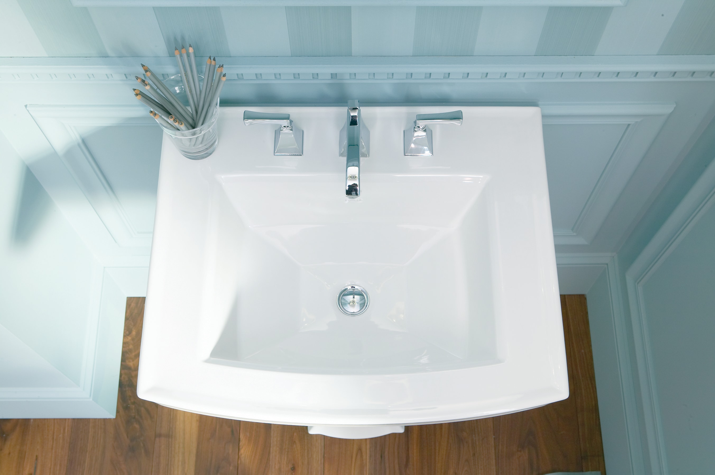 Archer Lavabo Pedestal de Porcelana Blanca de KOHLER (23.94 pulgadas x 20.44 pulgadas x 7.94 pulgadas) - 2358-8-0