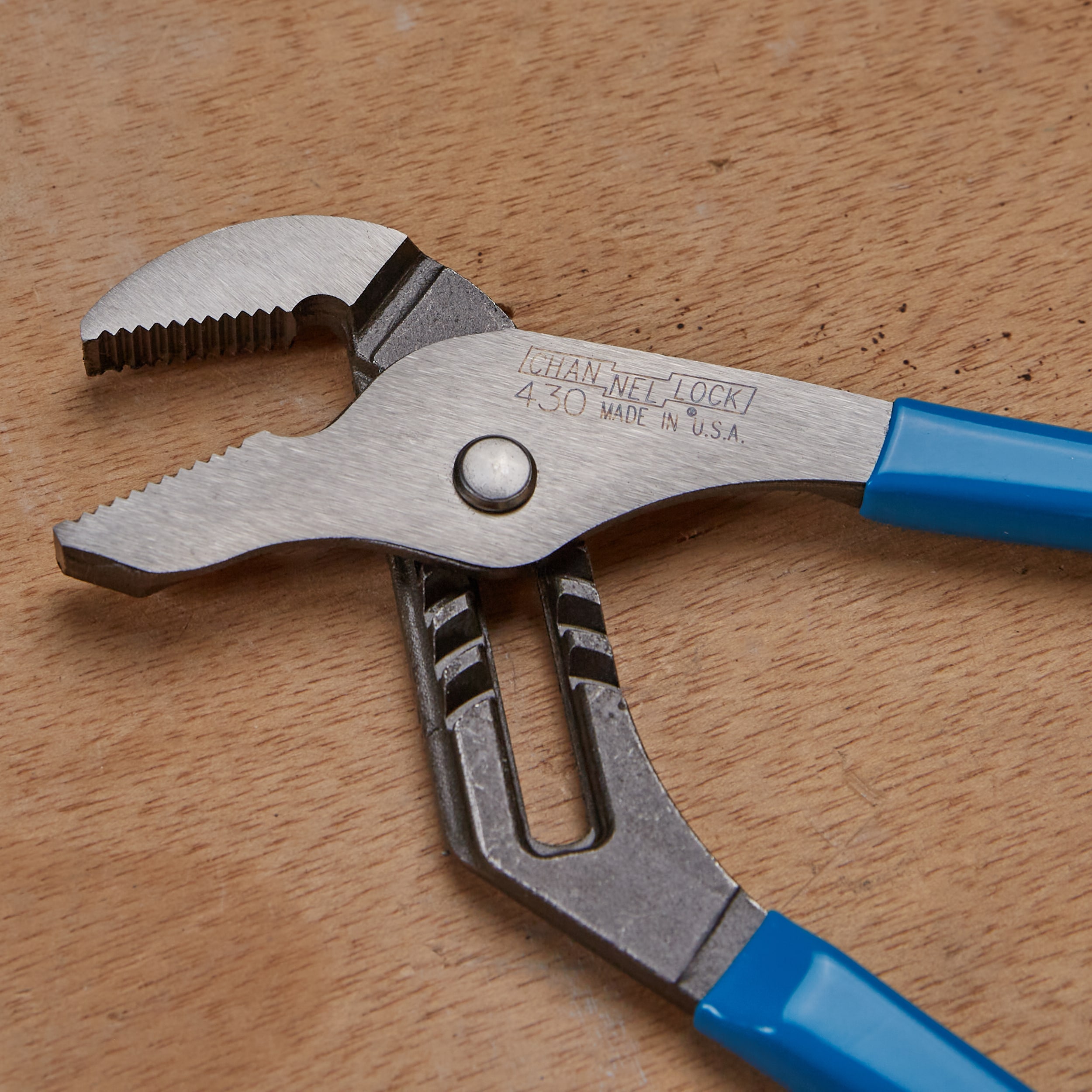 CHANNELLOCK 10 pulgadas llave de lengüeta y ranura - 430