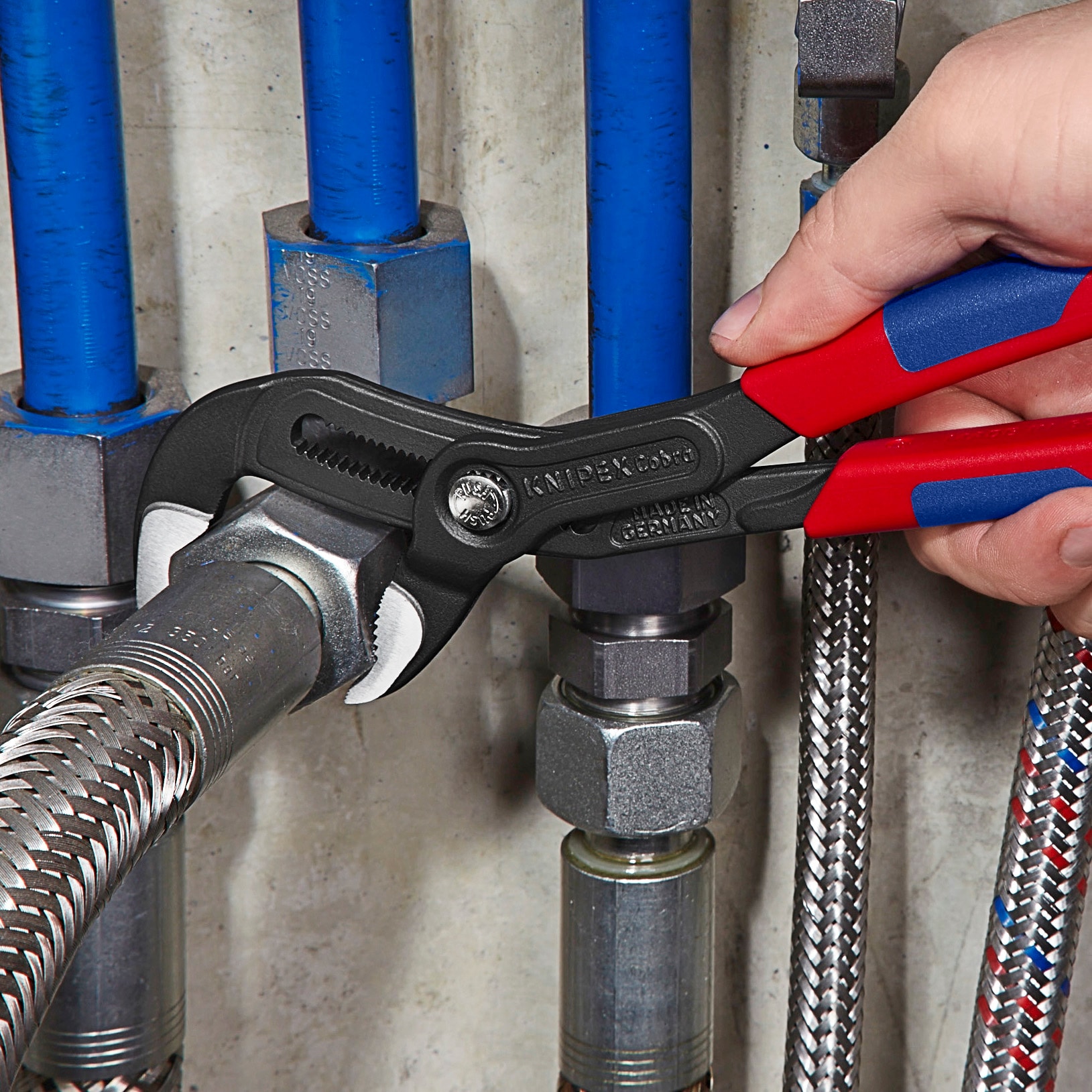 KNIPEX Pinzas de Boca y Muesca Cobra de Bomba de Agua con Mango de Confort de 10 pulgadas - 87 02 250 SBA