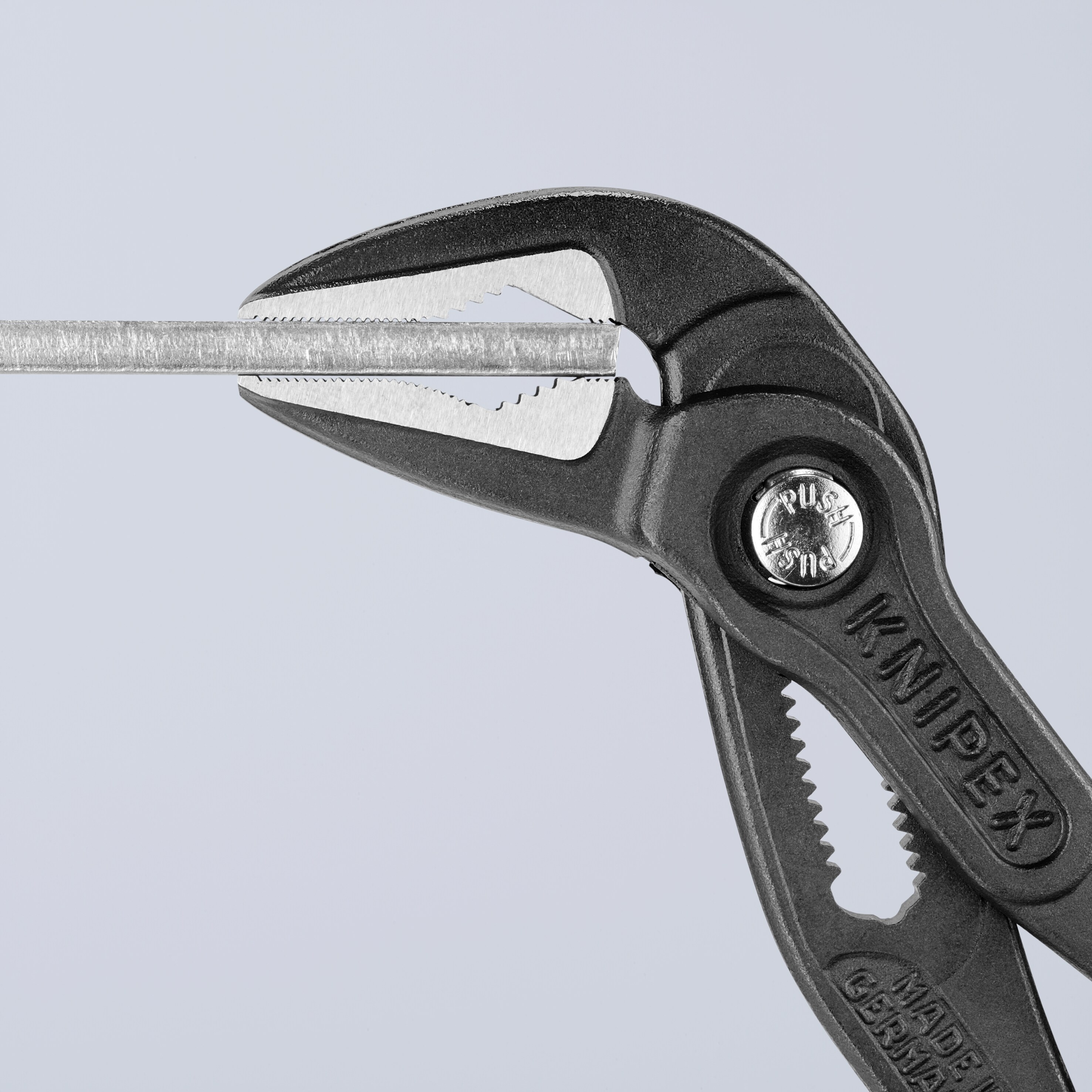 KNIPEX Tenazas de lengüeta y ranura Cobra de 9.6 pulgadas - 87 51 250