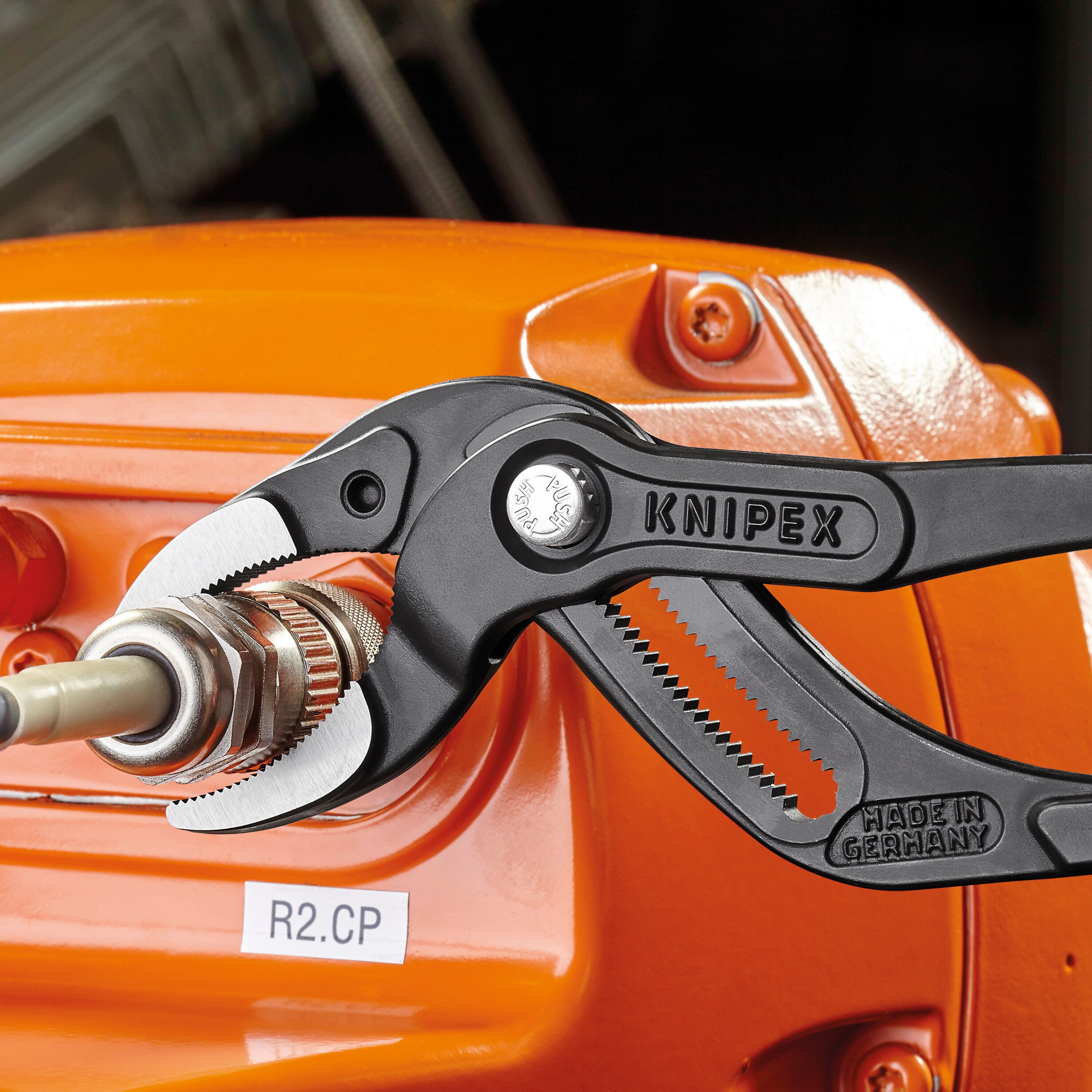 Pinzas de lengua y ranura KNIPEX de 10.05 pulgadas con múltiples colores/acabados - Ideal para juntas de tuberías de plástico - Diseño de junta en caja - 25 posiciones de ajuste - 81 01 250 SBA.