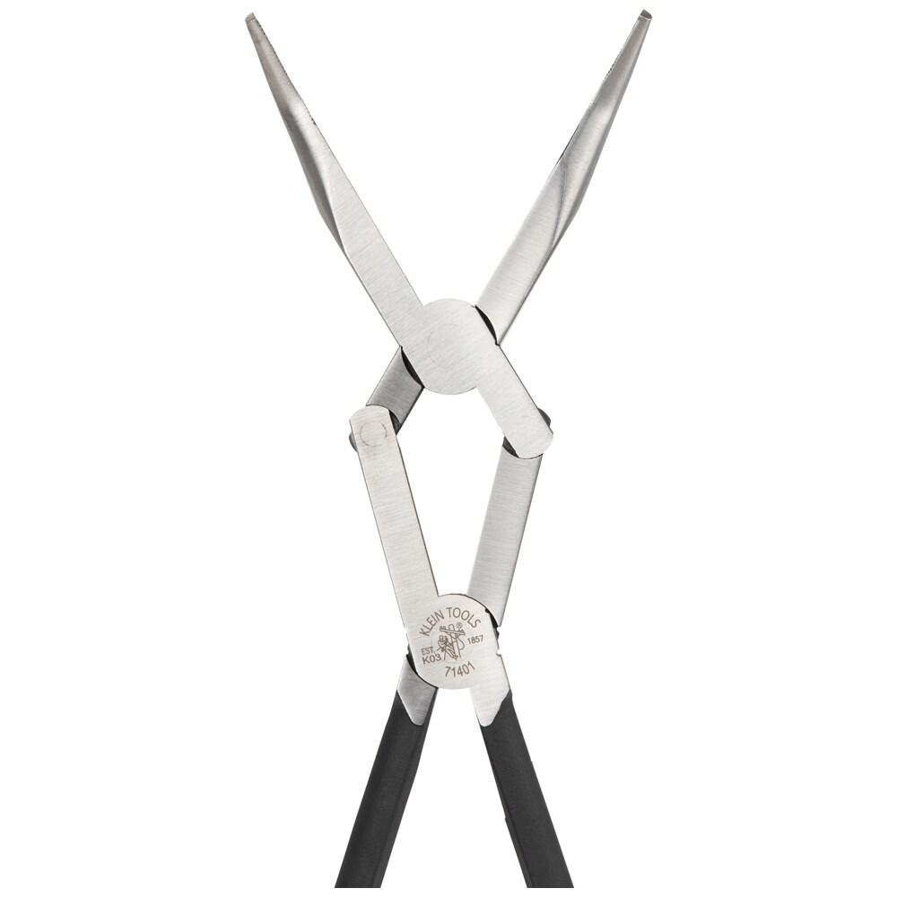 Herramientas Klein: Pinzas de punta larga de aguja de Klein Tools, pinzas de punta doblada de 13 pulgadas - 71401