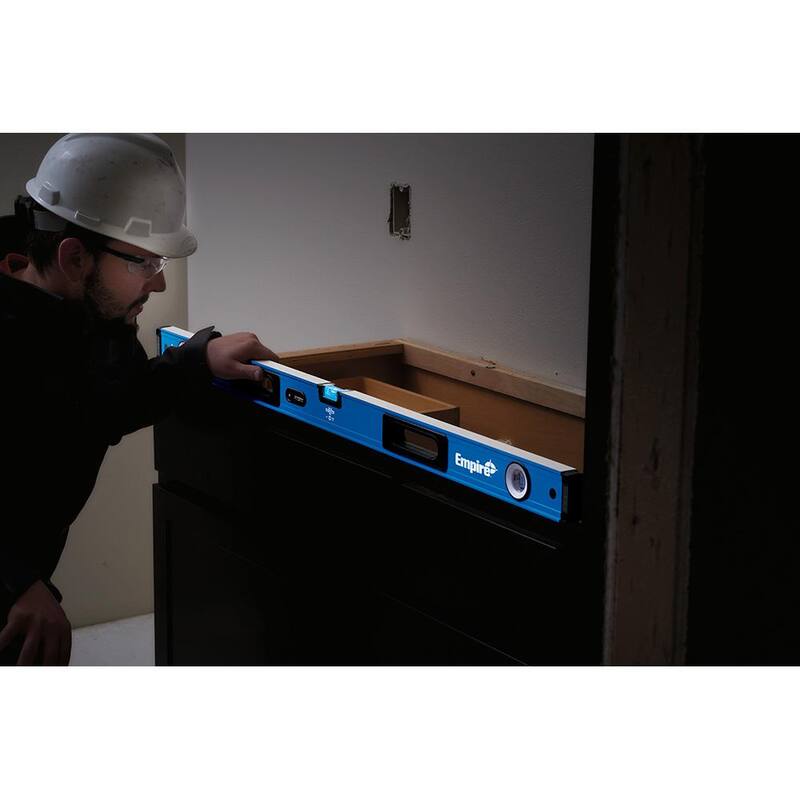 Empire 24 pulgadas UltraView LED Nivel de caja magnética - EM95.24