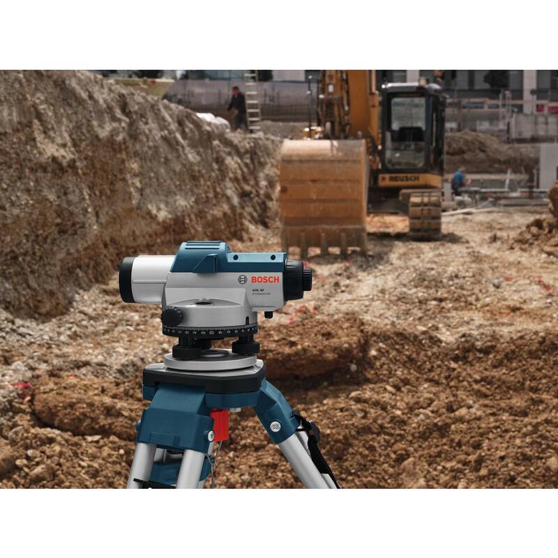 Kit de Nivel Óptico Automático Bosch de 5.6 pulgadas con Lente de Potencia de Aumento de 32x (3 piezas) - GOL 32