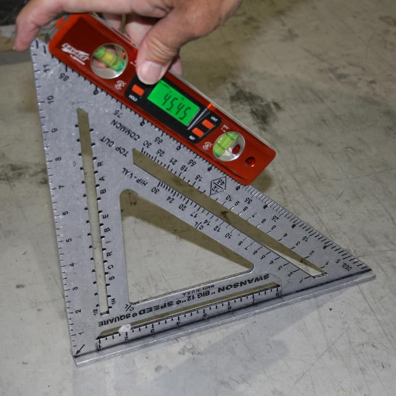 Nivel magnético digital de aluminio de 9 pulgadas Swanson con 2 burbujas - SVT200