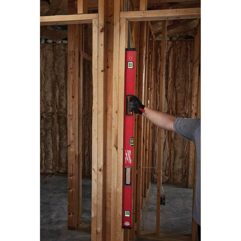 Nivel de caja Milwaukee REDSTICK de 72 pulgadas con nivel de torpedo de fundición de aluminio de 10 pulgadas con cierre de 360 grados (2 piezas) - MLBX72-48-22-5210