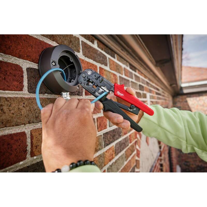 Milwaukee Ajustable crimpadora y pelacables de paso - 48-22-3074