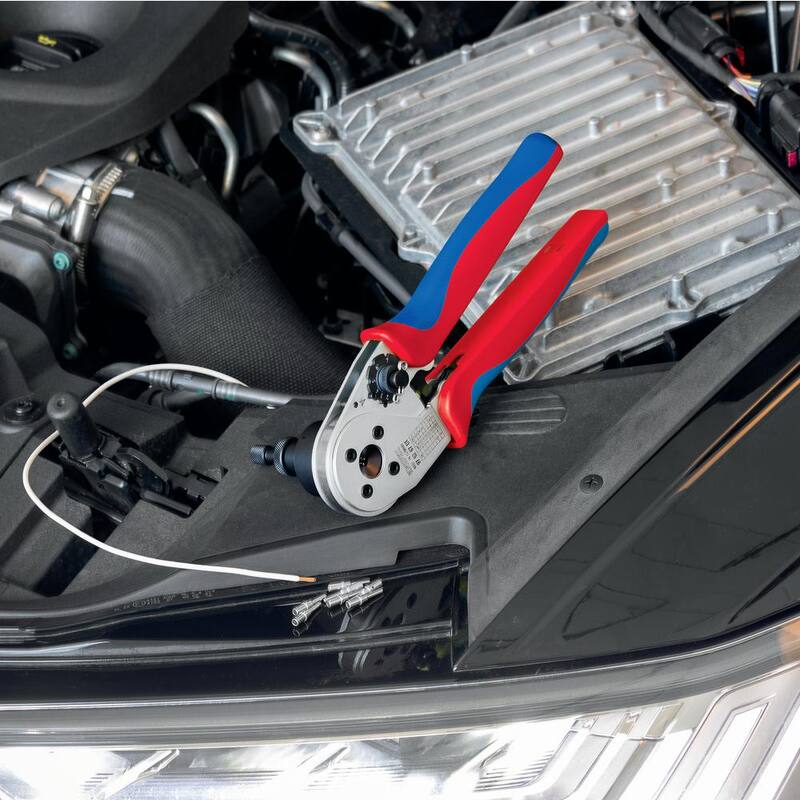 Pinzas de prensado KNIPEX de 9 pulgadas: Cuatro mandíbulas para contactos DT (Herramienta de prensado PEX) - 97 52 67 DT