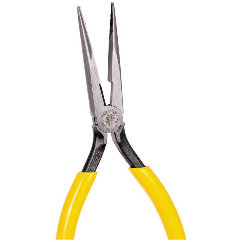 Herramientas Klein 7 pulgadas. Pinzas de corte lateral estándar de nariz larga - D203-7