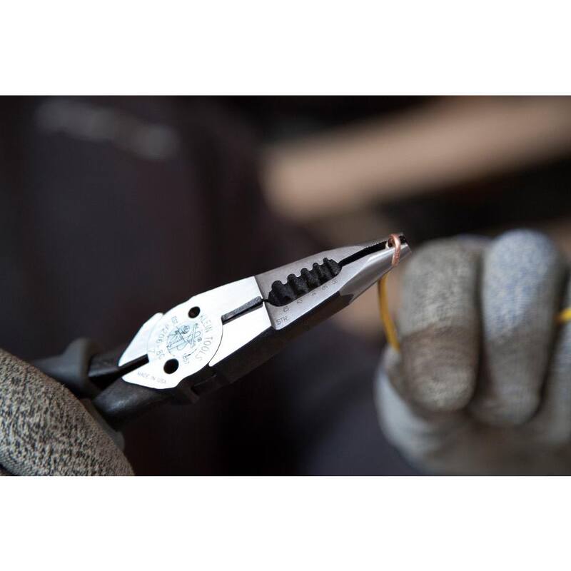 Klein Tools 8-3/8 pulgadas. Pinzas multiusos con resorte - J2068CSEN