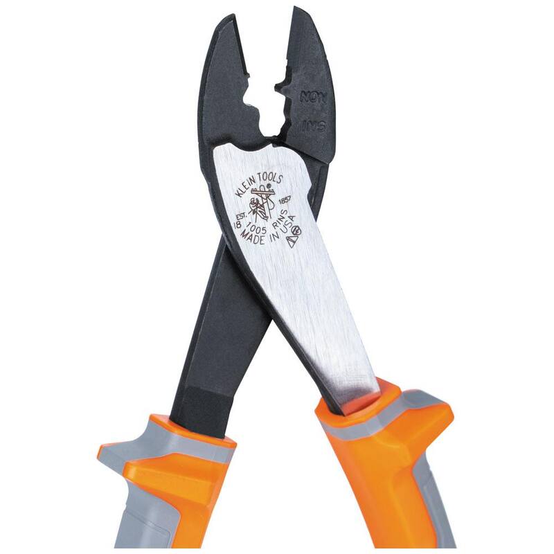Herramienta de crimpado y corte de Klein Tools para conectores aislados - 1005RINS