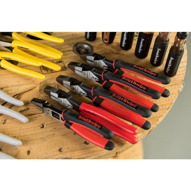 Alicates cortadores de alto rendimiento Southwire de 9 pulgadas con extractor de cinta de engaste - 58993140.