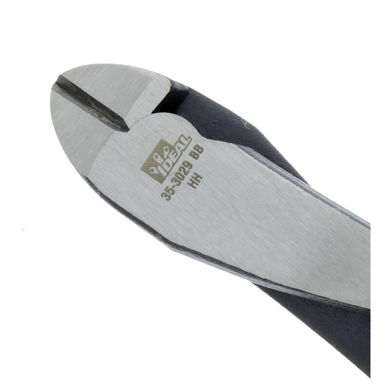 Pinza de corte diagonal con cabeza en ángulo IDEAL de 8 pulgadas con agarre inteligente - 35-3029