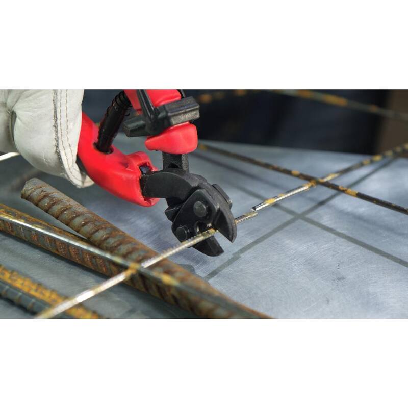 Cortador de pernos compacto Crescent H.K. Porter de 8.5 pulgadas con corte central y retorno de resorte con capacidad de corte máximo de 1/4 de pulgada - 0890SMC