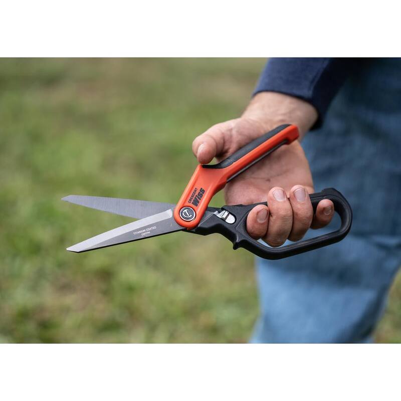 Tijeras Crescent Wiss de 11 pulgadas para trabajadores de oficios pesados con recubrimiento de titanio de un solo anillo - CW11TM