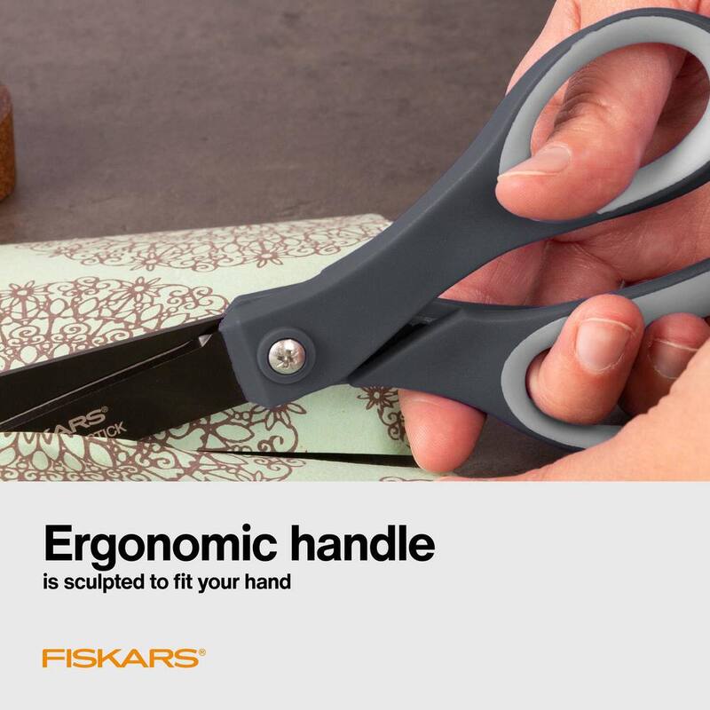 Tijeras Fiskars Everyday de 8 pulgadas con recubrimiento de titanio antiadherente y SoftGrip - 1067268
